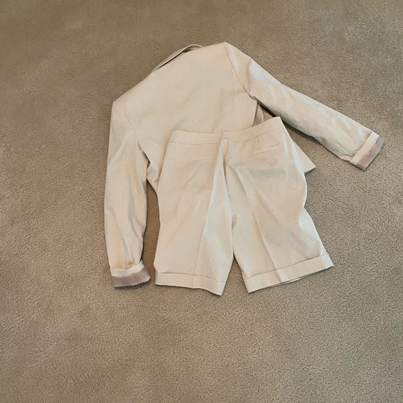 Calvin Klein Chic Beige Blazer and Short Set - Picture 11 of 14